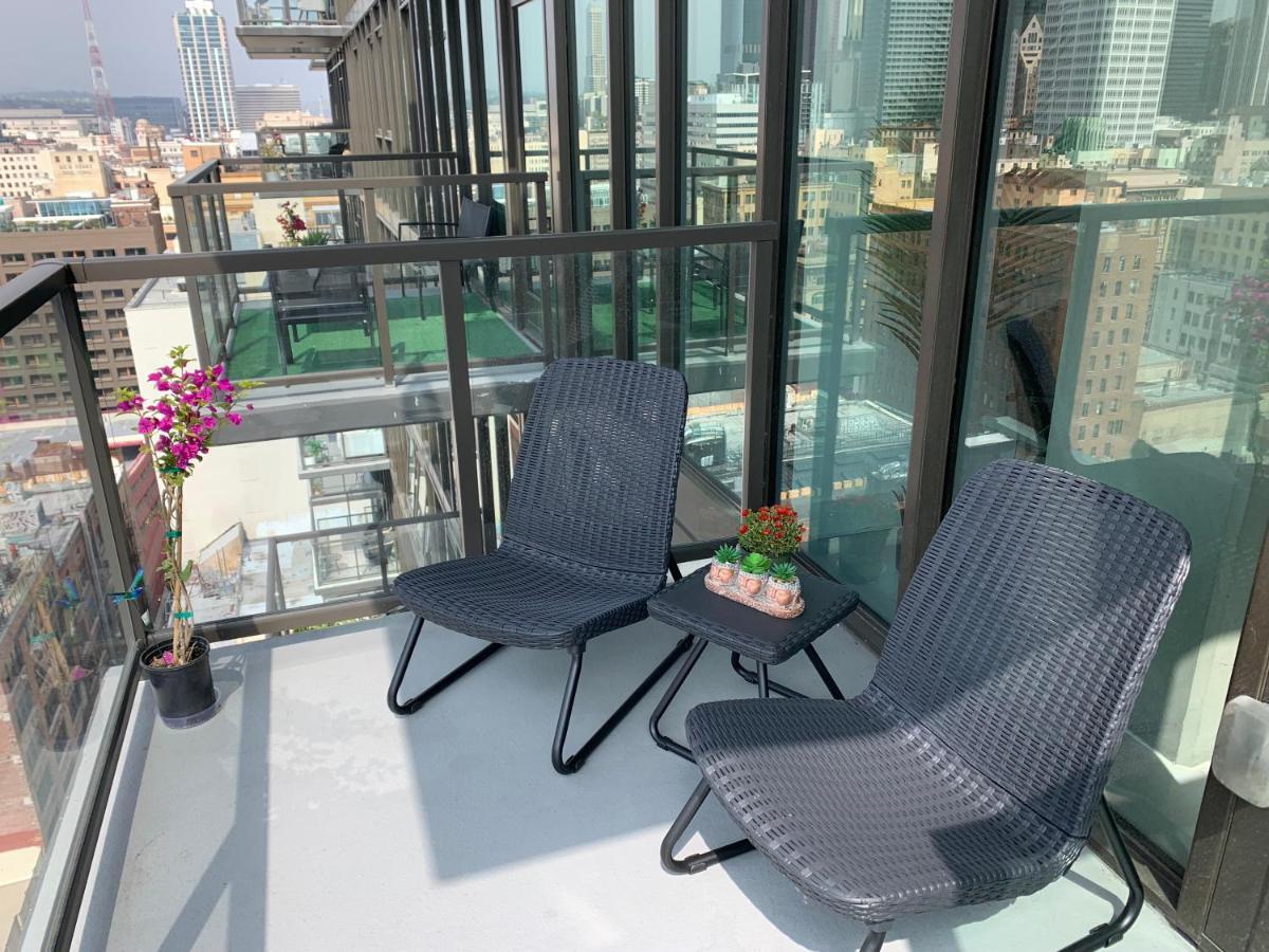 Top Floor 3 Bed 3 Bath Penthouse Living In Luxury Лос Анджелис Екстериор снимка