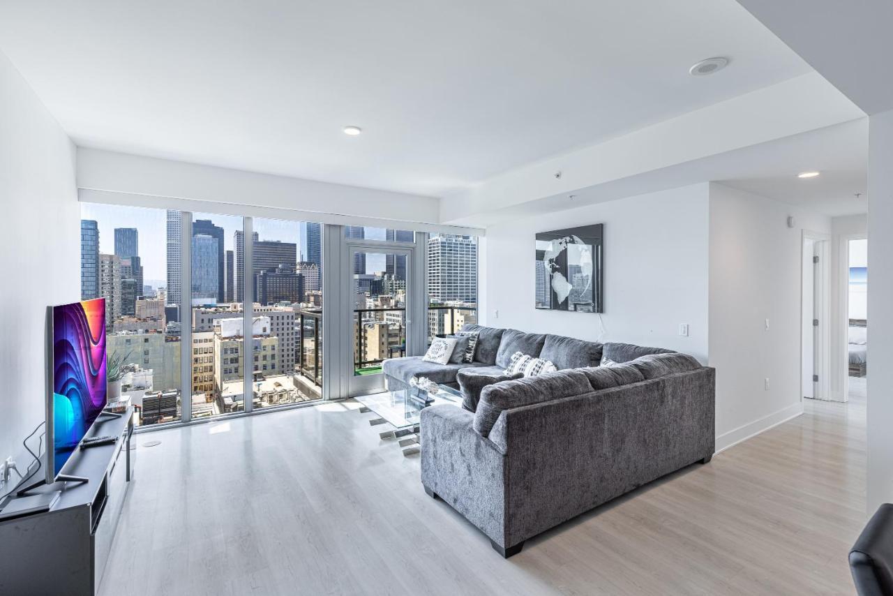Top Floor 3 Bed 3 Bath Penthouse Living In Luxury Лос Анджелис Екстериор снимка